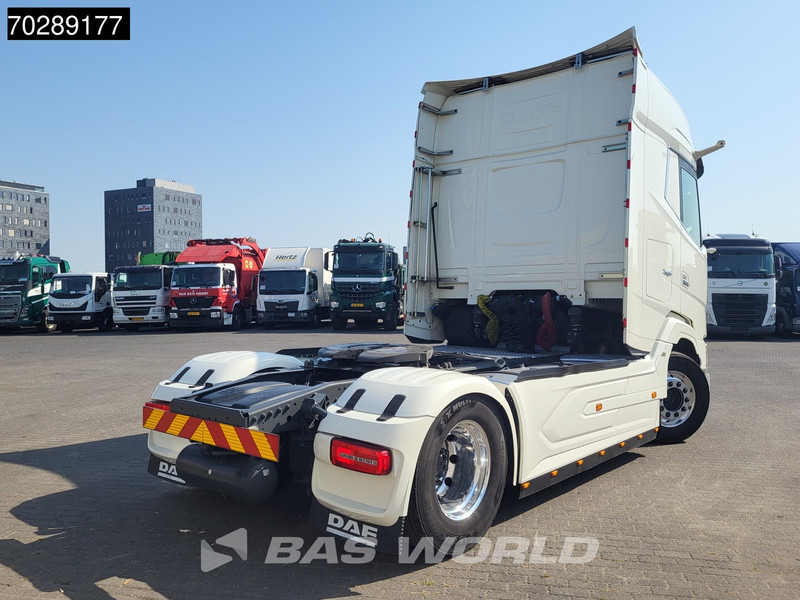 DAF XG+ 530 4X2 Retarder 2x Tanks Standklima Leather Alcoa's - Cabeza tractora: foto 5 DAF XG+ 530 4X2 Retarder 2x Tanks Standklima Leather Alcoa's - Cabeza tractora: foto 5