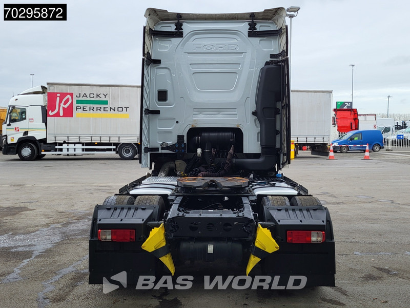 Ford F-Max 500 4X2 Retarder Standairco 2xTanks ACC LED Euro 6 - Cabeza tractora: foto 3 Ford F-Max 500 4X2 Retarder Standairco 2xTanks ACC LED Euro 6 - Cabeza tractora: foto 3