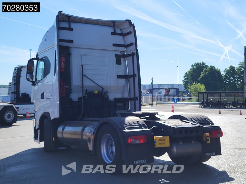 Iveco S-Way 460 4X2 LNG Retarder 2x Tanks LED Navi - Cabeza tractora: foto 2 Iveco S-Way 460 4X2 LNG Retarder 2x Tanks LED Navi - Cabeza tractora: foto 2