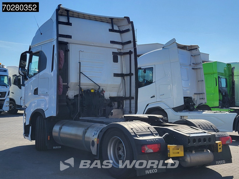 Iveco S-Way 460 4X2 LNG Retarder 2x Tanks Standklima LED Navi - Cabeza tractora: foto 2 Iveco S-Way 460 4X2 LNG Retarder 2x Tanks Standklima LED Navi - Cabeza tractora: foto 2