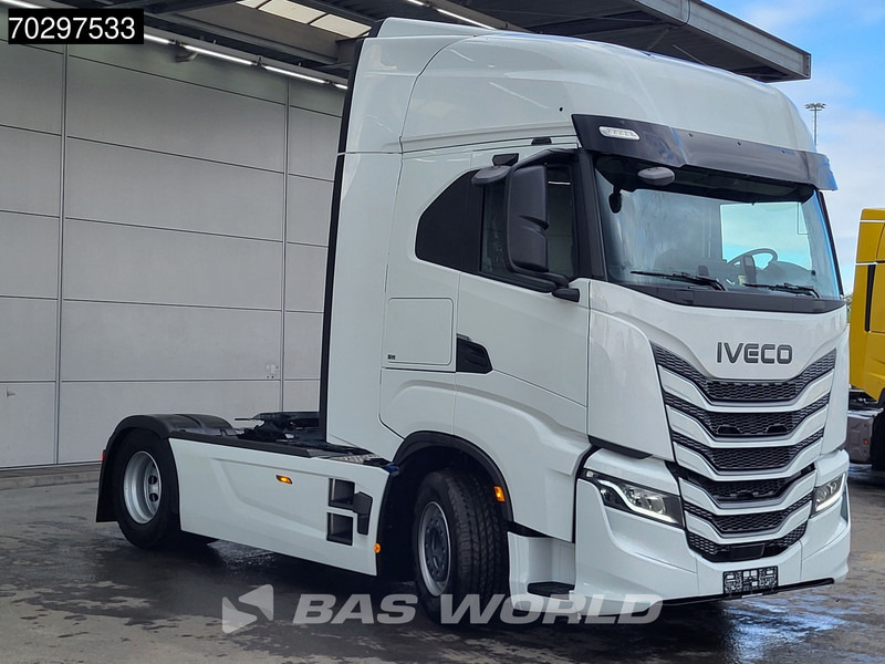 Iveco S-Way 500 4X2 New! Standairco 2xTanks LED Navi ACC Euro 6 - Cabeza tractora: foto 3 Iveco S-Way 500 4X2 New! Standairco 2xTanks LED Navi ACC Euro 6 - Cabeza tractora: foto 3