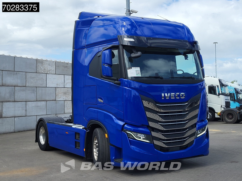 Iveco S-Way 530 4X2 Retarder Standklima ACC Navi Alcoa's - Cabeza tractora: foto 3 Iveco S-Way 530 4X2 Retarder Standklima ACC Navi Alcoa's - Cabeza tractora: foto 3