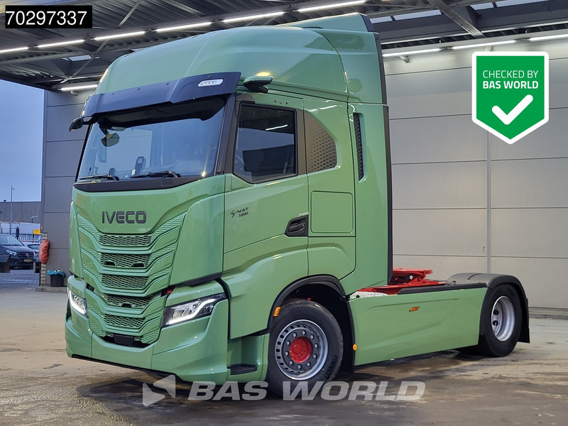 Iveco S-Way 580 4X2 NEW! LED Standklima ACC Navi Euro 6 - Cabeza tractora: foto 1 Iveco S-Way 580 4X2 NEW! LED Standklima ACC Navi Euro 6 - Cabeza tractora: foto 1