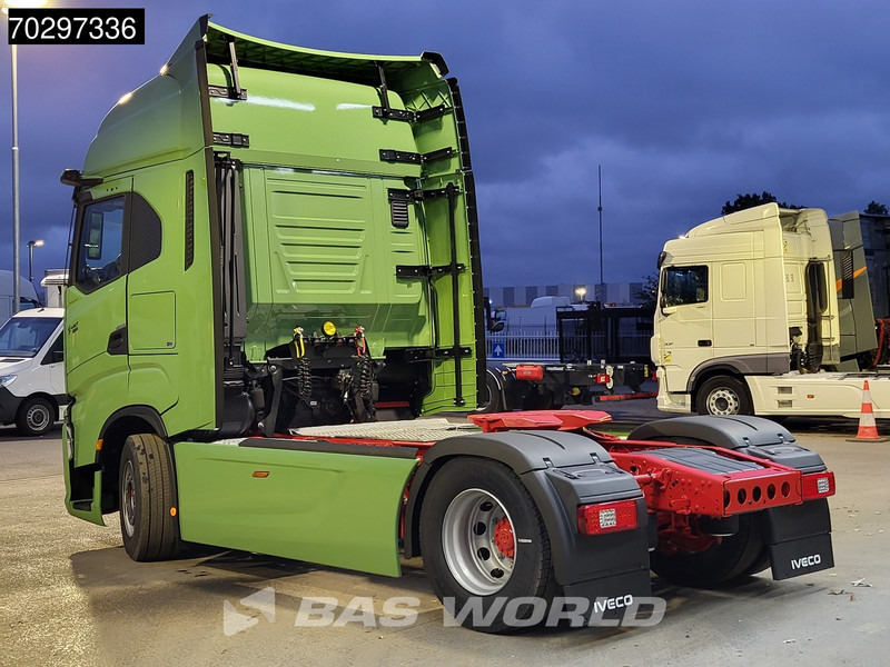 Iveco S-Way 580 4X2 NEW! Standklima Navi LED ACC Euro 6 - Cabeza tractora: foto 2 Iveco S-Way 580 4X2 NEW! Standklima Navi LED ACC Euro 6 - Cabeza tractora: foto 2