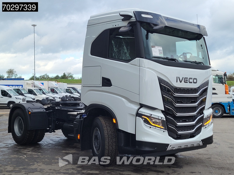 Iveco X-Way 500 4X2 NEW! Retarder Big-Axle Standklima MirrorCam Navi LED ACC Euro 6 - Cabeza tractora: foto 3 Iveco X-Way 500 4X2 NEW! Retarder Big-Axle Standklima MirrorCam Navi LED ACC Euro 6 - Cabeza tractora: foto 3