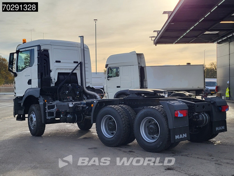 MAN TGS 33.400 6X4 NEW! Full-Steel Big-Axle Drumbrakes LED Euro 2 - Cabeza tractora: foto 2 MAN TGS 33.400 6X4 NEW! Full-Steel Big-Axle Drumbrakes LED Euro 2 - Cabeza tractora: foto 2