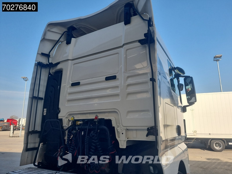 MAN TGX 18.460 4X2 XLX 2x Tanks Navi - Cabeza tractora: foto 3 MAN TGX 18.460 4X2 XLX 2x Tanks Navi - Cabeza tractora: foto 3