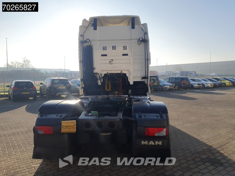 MAN TGX 18.460 4X2 XLX Retarder 2x Tanks ACC Standklima - Cabeza tractora: foto 3 MAN TGX 18.460 4X2 XLX Retarder 2x Tanks ACC Standklima - Cabeza tractora: foto 3