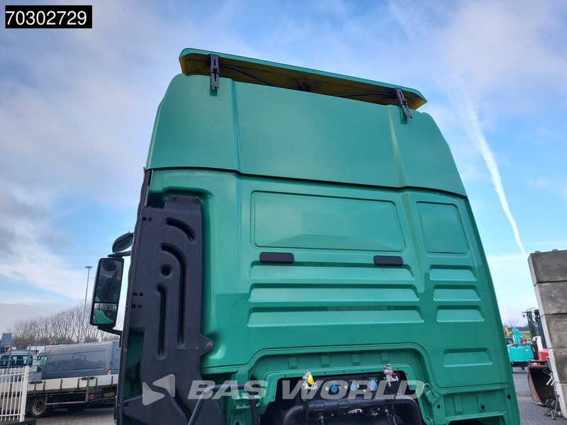 MAN TGX 18.500 4X2 Mega XXL Retarder 2xTanks ACC Euro 6 - Cabeza tractora: foto 5 MAN TGX 18.500 4X2 Mega XXL Retarder 2xTanks ACC Euro 6 - Cabeza tractora: foto 5