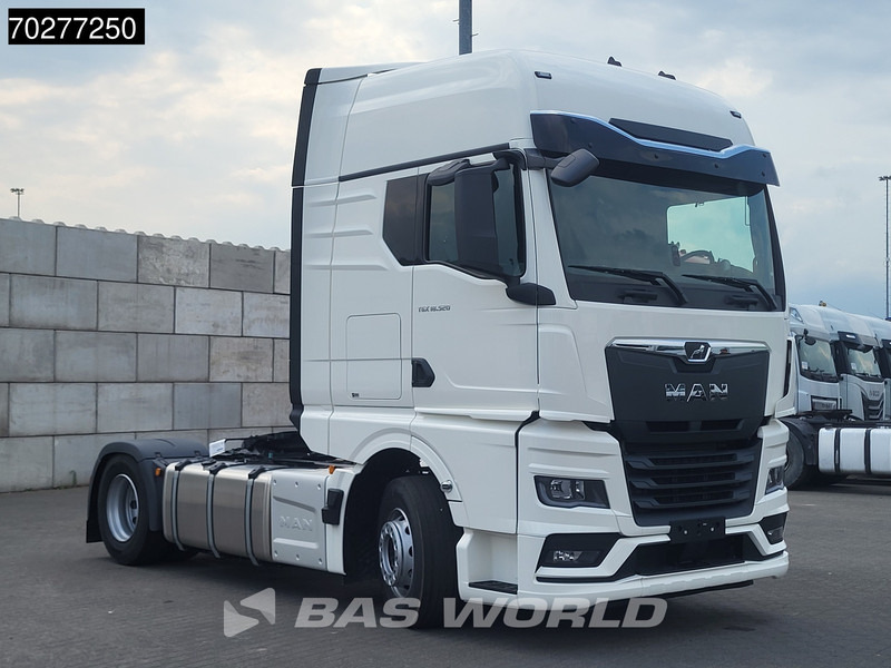 MAN TGX 18.520 4X2 NEW! GX Retarder 2x Tanks Standklima ACC - Cabeza tractora: foto 3 MAN TGX 18.520 4X2 NEW! GX Retarder 2x Tanks Standklima ACC - Cabeza tractora: foto 3