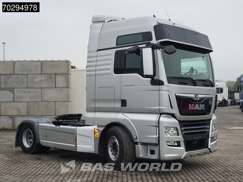 MAN TGX 18.580 4X2 Full-Air Retarder Leder Standairco 2xTanks Navi Xenon ACC Euro 6 - Cabeza tractora: foto 3 MAN TGX 18.580 4X2 Full-Air Retarder Leder Standairco 2xTanks Navi Xenon ACC Euro 6 - Cabeza tractora: foto 3