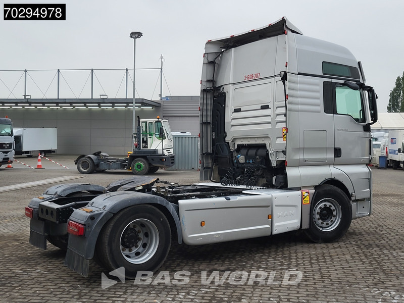 MAN TGX 18.580 4X2 Full-Air Retarder Leder Standairco 2xTanks Navi Xenon ACC Euro 6 - Cabeza tractora: foto 5 MAN TGX 18.580 4X2 Full-Air Retarder Leder Standairco 2xTanks Navi Xenon ACC Euro 6 - Cabeza tractora: foto 5