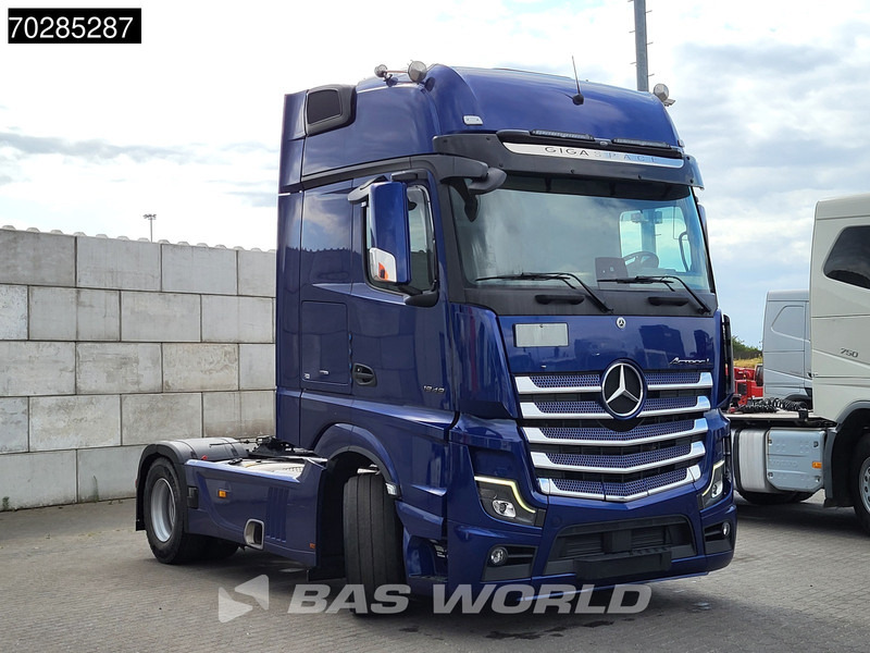 Mercedes-Benz Actros 1848 4X2 GigaSpace Full-Air Retarder Leder 2x Tanks Standklima - Cabeza tractora: foto 3 Mercedes-Benz Actros 1848 4X2 GigaSpace Full-Air Retarder Leder 2x Tanks Standklima - Cabeza tractora: foto 3
