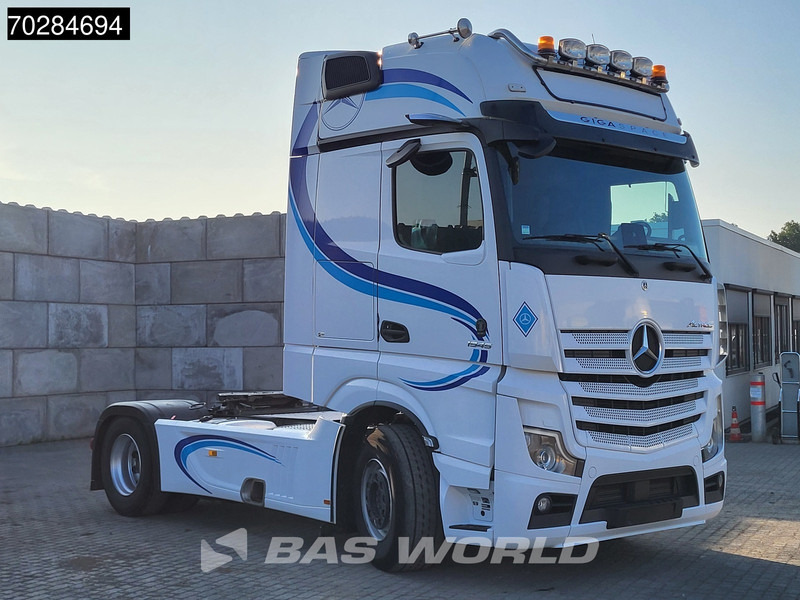 Mercedes-Benz Actros 1945 4X2 GigaSpace 2x Tanks Full-Air Navi MirrorCam ACC - Cabeza tractora: foto 3 Mercedes-Benz Actros 1945 4X2 GigaSpace 2x Tanks Full-Air Navi MirrorCam ACC - Cabeza tractora: foto 3