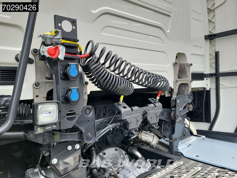 Scania S500 4X2 NEW! Full-Air Retarder Leder 2x Tanks ACC Standklima - Cabeza tractora: foto 5 Scania S500 4X2 NEW! Full-Air Retarder Leder 2x Tanks ACC Standklima - Cabeza tractora: foto 5