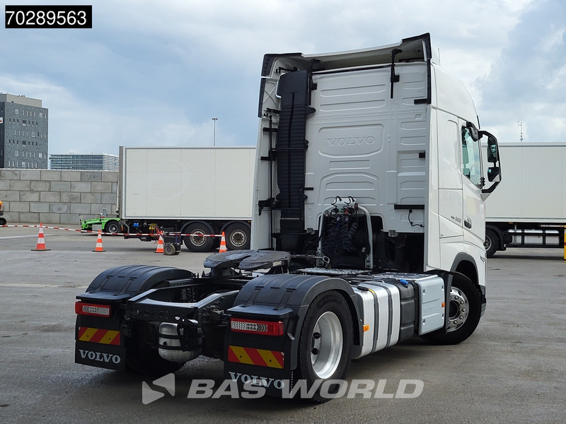 Volvo FH 500 4X2 2xTanks I-ParkCool Navi ACC Euro 6 - Cabeza tractora: foto 5 Volvo FH 500 4X2 2xTanks I-ParkCool Navi ACC Euro 6 - Cabeza tractora: foto 5