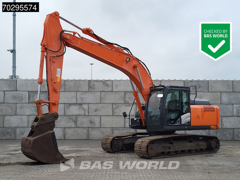 Hitachi ZX210 LC -6 - Excavadora de cadenas: foto 1 Hitachi ZX210 LC -6 - Excavadora de cadenas: foto 1