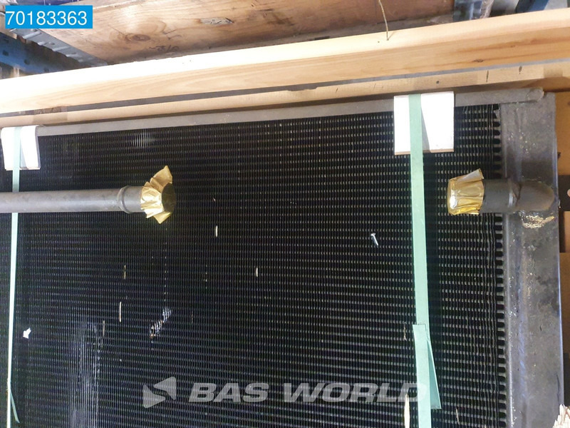 Doosan K1003693A TRANSMISSION COOLER, OIL K1003693A - Implemento: foto 3 Doosan K1003693A TRANSMISSION COOLER, OIL K1003693A - Implemento: foto 3