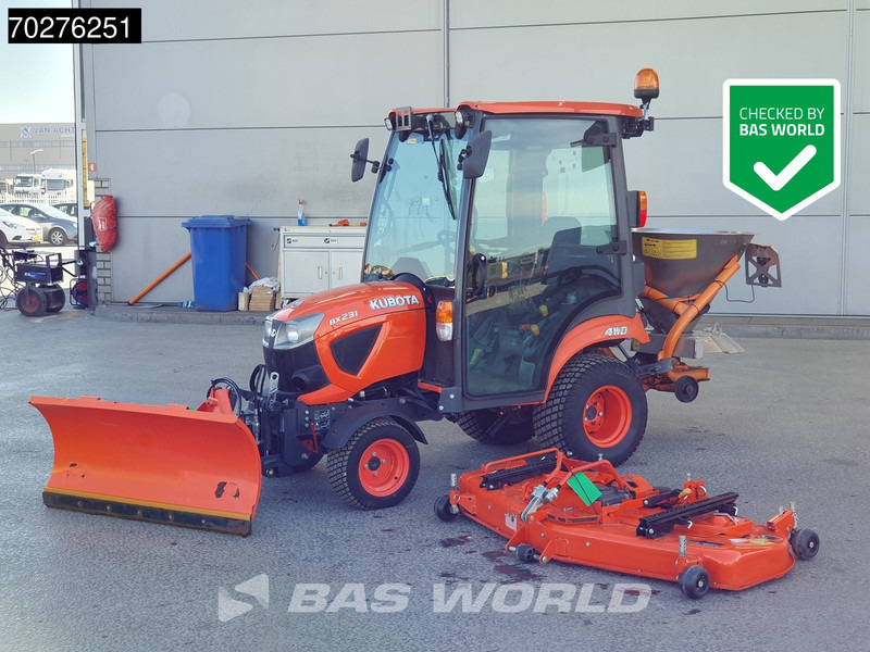 Kubota BX231 D-C C10 4X4 4x4 - INCL ATTACHMENTS - Tractor: foto 1 Kubota BX231 D-C C10 4X4 4x4 - INCL ATTACHMENTS - Tractor: foto 1