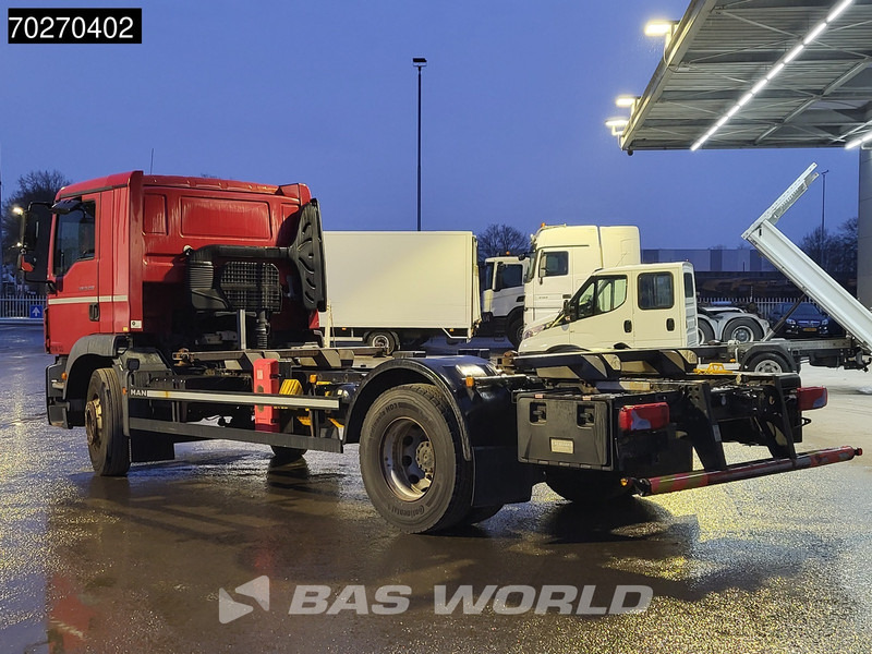 MAN TGM 18.290 4X2 ADR PTO German Truck Manual Euro 6 - Camión portacontenedore/ Intercambiable: foto 2 MAN TGM 18.290 4X2 ADR PTO German Truck Manual Euro 6 - Camión portacontenedore/ Intercambiable: foto 2