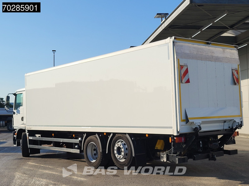 MAN TGM 26.320 6X2 26tonner Automatic Ladebordwand Lift+lenkasche Navi Euro 6 - Camión caja cerrada: foto 2 MAN TGM 26.320 6X2 26tonner Automatic Ladebordwand Lift+lenkasche Navi Euro 6 - Camión caja cerrada: foto 2