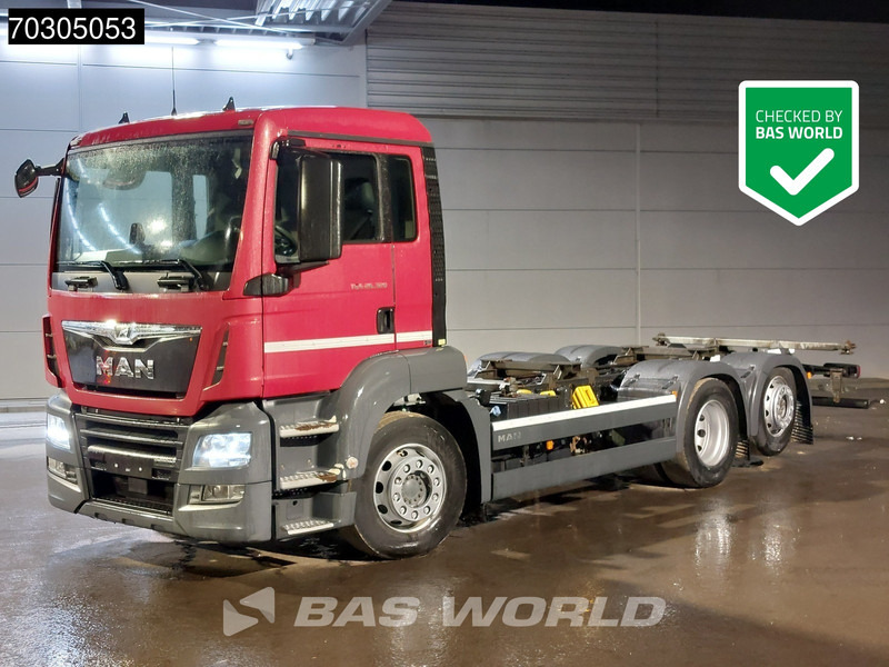 MAN TGS 26.320 TGS 6X2 BDF Lift+Steering Axle Automatic ADR Euro 6 - Camión portacontenedore/ Intercambiable: foto 1 MAN TGS 26.320 TGS 6X2 BDF Lift+Steering Axle Automatic ADR Euro 6 - Camión portacontenedore/ Intercambiable: foto 1