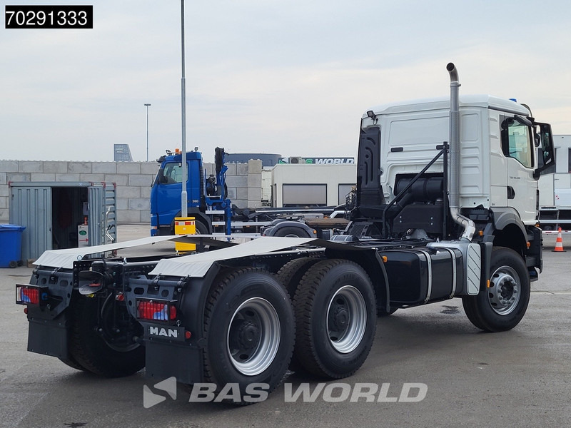MAN TGS 40.400 6X4 NEW 6x4 chassis PTO Preparation Steelsuspension Big-Axle Automatic Euro 2 - Camión chasis: foto 5 MAN TGS 40.400 6X4 NEW 6x4 chassis PTO Preparation Steelsuspension Big-Axle Automatic Euro 2 - Camión chasis: foto 5