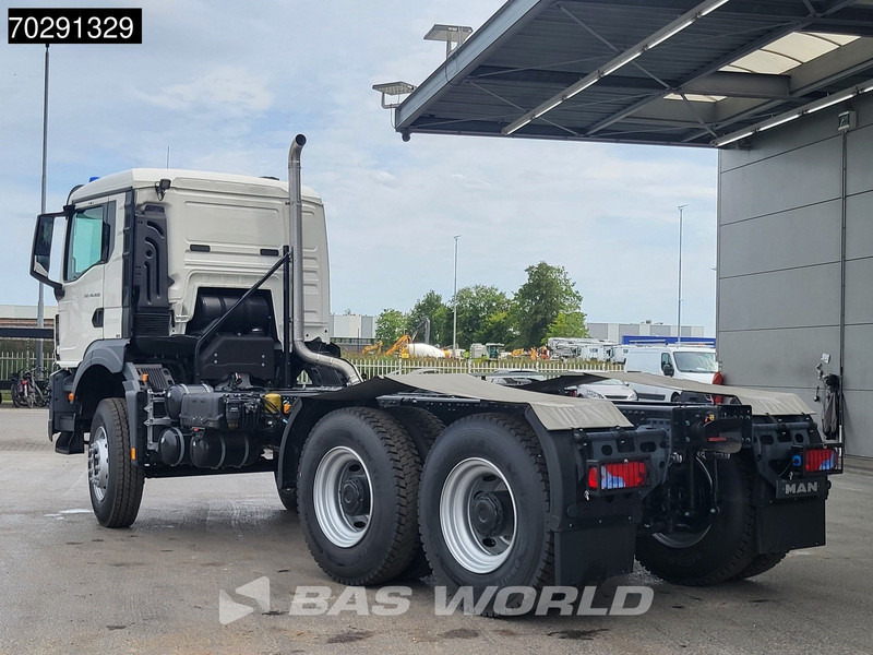 MAN TGS 40.400 6X4 NEW 6x4 chassis PTO Preparation Steelsuspension Big-Axle Automatic Euro 2 - Camión chasis: foto 2 MAN TGS 40.400 6X4 NEW 6x4 chassis PTO Preparation Steelsuspension Big-Axle Automatic Euro 2 - Camión chasis: foto 2