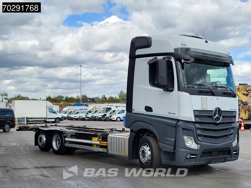Mercedes-Benz Actros 2542 Actros 6X2 BDF Full air suspension BigSpace Standklima Automatic Euro 6 - Camión portacontenedore/ Intercambiable: foto 3 Mercedes-Benz Actros 2542 Actros 6X2 BDF Full air suspension BigSpace Standklima Automatic Euro 6 - Camión portacontenedore/ Intercambiable: foto 3