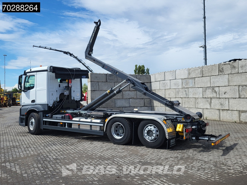 Mercedes-Benz Actros 2745 6X2 NEW! Meiller RS21-70 Hooklift Retarder Lift+Steering Axle PPC Navi - Camión multibasculante: foto 2 Mercedes-Benz Actros 2745 6X2 NEW! Meiller RS21-70 Hooklift Retarder Lift+Steering Axle PPC Navi - Camión multibasculante: foto 2