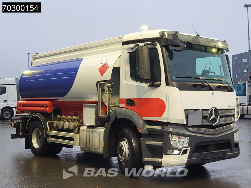 Mercedes-Benz Antos 1824 4X2 13500ltr Fuel tanker 4 comparments ADR Automatic Euro 6 - Camión cisterna: foto 3 Mercedes-Benz Antos 1824 4X2 13500ltr Fuel tanker 4 comparments ADR Automatic Euro 6 - Camión cisterna: foto 3