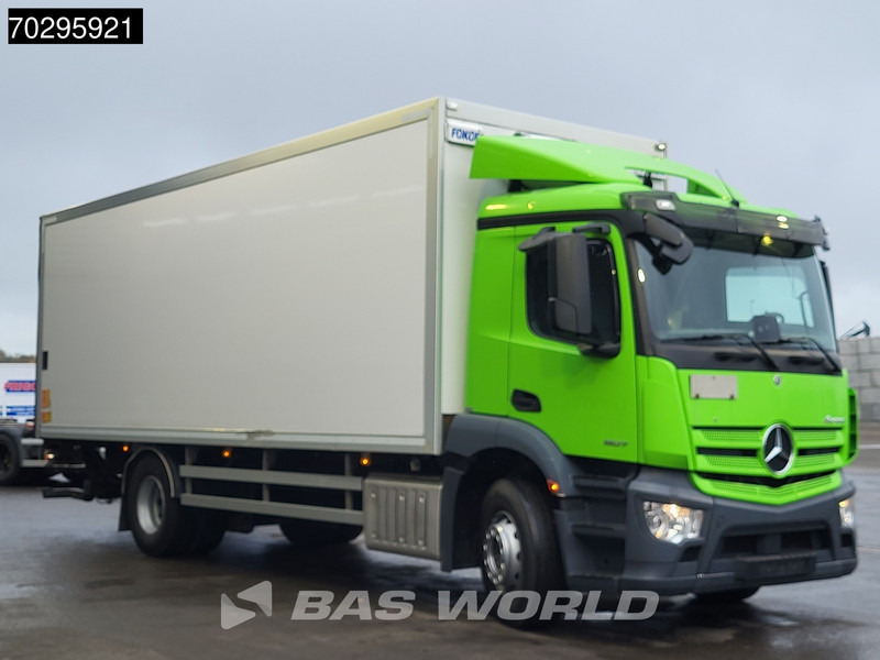 Mercedes-Benz Antos 1827 4X2 2000kg Ladebordwand box heating Automatic Xenon Euro 6 - Camión caja cerrada: foto 3 Mercedes-Benz Antos 1827 4X2 2000kg Ladebordwand box heating Automatic Xenon Euro 6 - Camión caja cerrada: foto 3