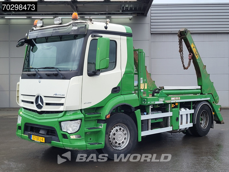 Mercedes-Benz Antos 2135 4X2 NL-Truck 14Ton HYVALIFT Automatic Euro 6 - Camión portacontenedor de cadenas: foto 3 Mercedes-Benz Antos 2135 4X2 NL-Truck 14Ton HYVALIFT Automatic Euro 6 - Camión portacontenedor de cadenas: foto 3