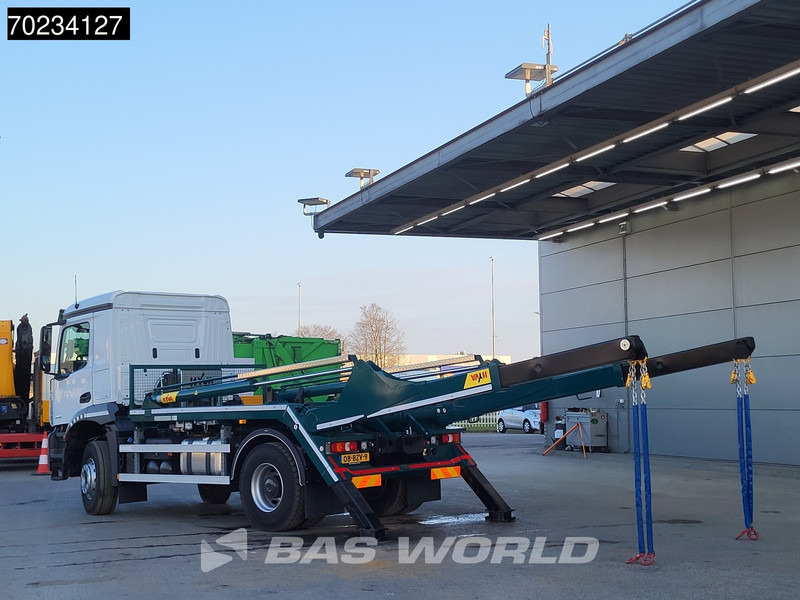 Mercedes-Benz Arocs 2136 4X2 NL-Truck 12Tons HyvaLift Automatic Steelsuspension Euro 6 - Camión portacontenedor de cadenas: foto 2 Mercedes-Benz Arocs 2136 4X2 NL-Truck 12Tons HyvaLift Automatic Steelsuspension Euro 6 - Camión portacontenedor de cadenas: foto 2