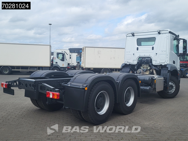 Mercedes-Benz Arocs 2636 6X4 NEW chassis Flywheel PTO Big-Axle Automatic Steelsuspension Euro 6 - Camión chasis: foto 5 Mercedes-Benz Arocs 2636 6X4 NEW chassis Flywheel PTO Big-Axle Automatic Steelsuspension Euro 6 - Camión chasis: foto 5