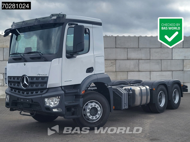 Mercedes-Benz Arocs 2636 6X4 NEW chassis Flywheel PTO Big-Axle Automatic Steelsuspension Euro 6 - Camión chasis: foto 1 Mercedes-Benz Arocs 2636 6X4 NEW chassis Flywheel PTO Big-Axle Automatic Steelsuspension Euro 6 - Camión chasis: foto 1