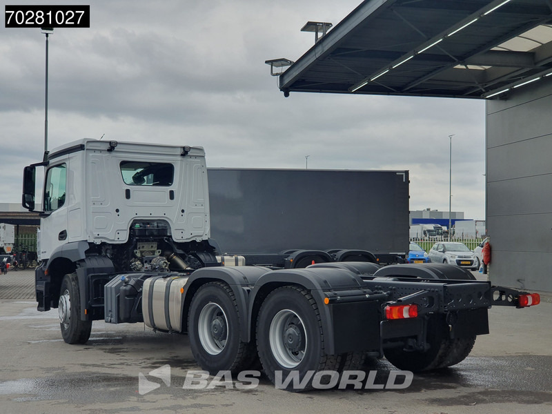 Mercedes-Benz Arocs 2636 6X4 NEW chassis Flywheel PTO Big-Axle Automatic Steelsuspension Euro 6 - Camión chasis: foto 2 Mercedes-Benz Arocs 2636 6X4 NEW chassis Flywheel PTO Big-Axle Automatic Steelsuspension Euro 6 - Camión chasis: foto 2