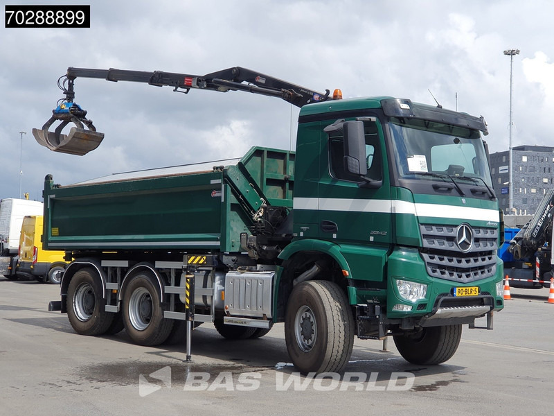 Mercedes-Benz Arocs 3342 Arocs 6X6 NL-Truck HMF 1643 Z-Crane Kran Steering Axle Big-Axle Euro 6 - Camión volquete, Camión grúa: foto 3 Mercedes-Benz Arocs 3342 Arocs 6X6 NL-Truck HMF 1643 Z-Crane Kran Steering Axle Big-Axle Euro 6 - Camión volquete, Camión grúa: foto 3