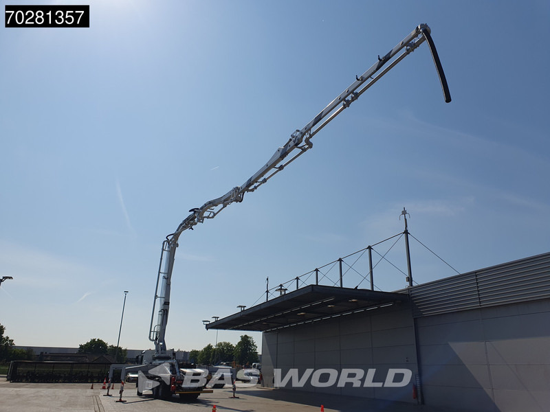 Mercedes-Benz Arocs 3343 6X4 CIFA K40H Carbotech Pump 5 arm Big-Axle Navi Euro 6 - Bomba de hormigón: foto 2 Mercedes-Benz Arocs 3343 6X4 CIFA K40H Carbotech Pump 5 arm Big-Axle Navi Euro 6 - Bomba de hormigón: foto 2