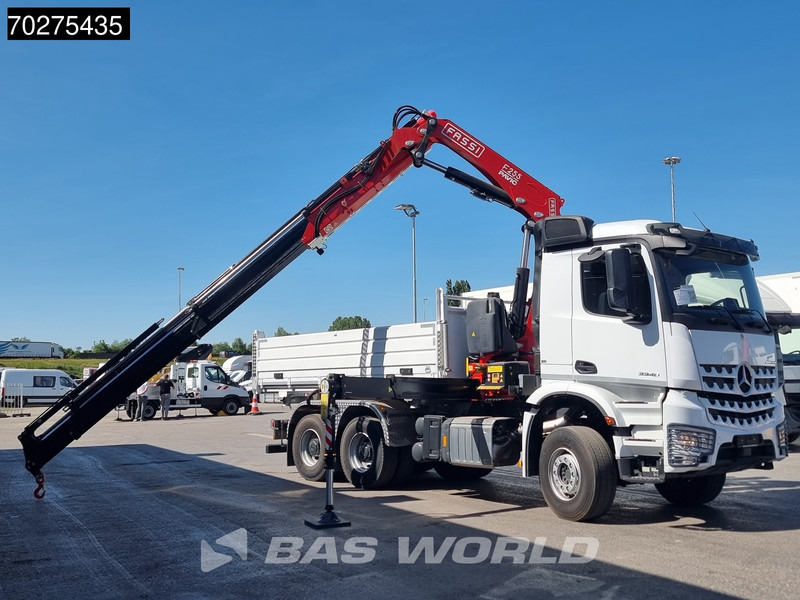 Mercedes-Benz Arocs 3348 6X4 Fassi F255A2.24 Kran Crane 9m3 3-Sided Tipper Big-Axle Euro 6 - Camión volquete, Camión grúa: foto 5 Mercedes-Benz Arocs 3348 6X4 Fassi F255A2.24 Kran Crane 9m3 3-Sided Tipper Big-Axle Euro 6 - Camión volquete, Camión grúa: foto 5