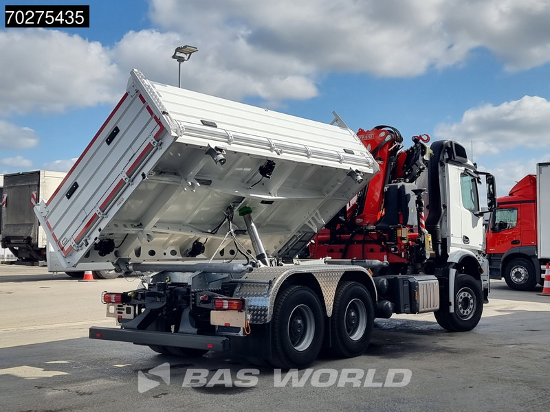 Mercedes-Benz Arocs 3348 6X4 Fassi F255A2.24 Kran Crane 9m3 3-Sided Tipper Big-Axle Euro 6 - Camión volquete, Camión grúa: foto 5 Mercedes-Benz Arocs 3348 6X4 Fassi F255A2.24 Kran Crane 9m3 3-Sided Tipper Big-Axle Euro 6 - Camión volquete, Camión grúa: foto 5