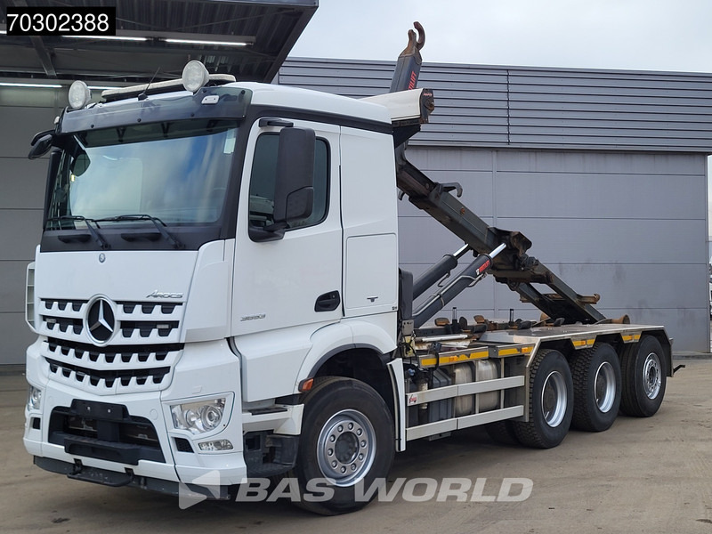 Mercedes-Benz Arocs 3653 8X4 HIAB 22t Multilift Big-Axle Lift+Steering Axle Euro 6 - Camión multibasculante: foto 5 Mercedes-Benz Arocs 3653 8X4 HIAB 22t Multilift Big-Axle Lift+Steering Axle Euro 6 - Camión multibasculante: foto 5