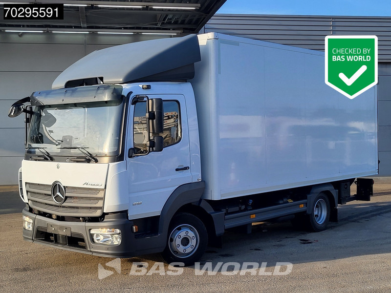 Mercedes-Benz Atego 816 4X2 8tonner Automatic 1500kg Tailgate Euro 6 - Camión caja cerrada: foto 1 Mercedes-Benz Atego 816 4X2 8tonner Automatic 1500kg Tailgate Euro 6 - Camión caja cerrada: foto 1