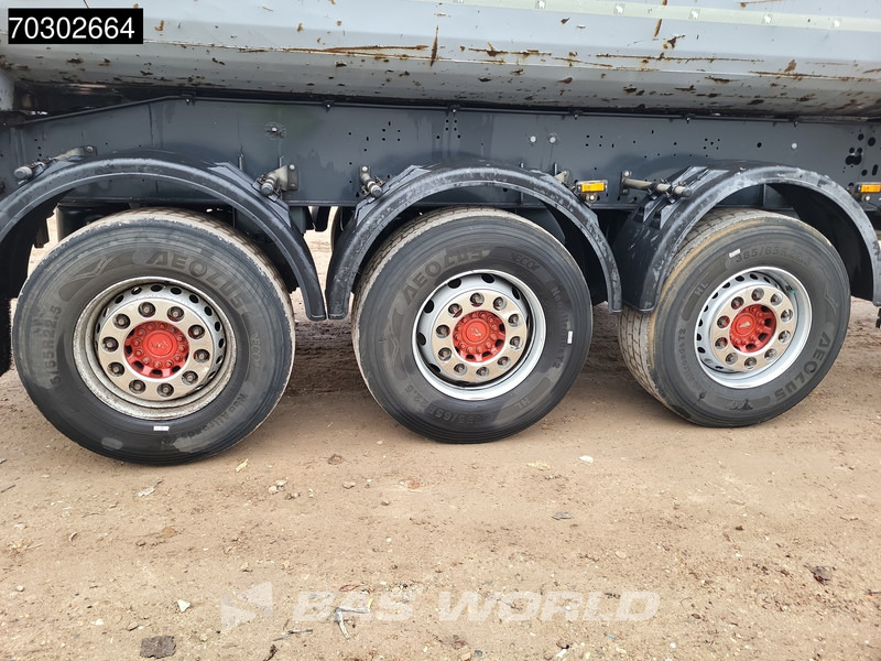 Semirremolque volquete Schmitz Cargobull SGF*S3 3 axles TUV 05/26 Lifting Axle 55m3: foto 11 Semirremolque volquete Schmitz Cargobull SGF*S3 3 axles TUV 05/26 Lifting Axle 55m3: foto 11