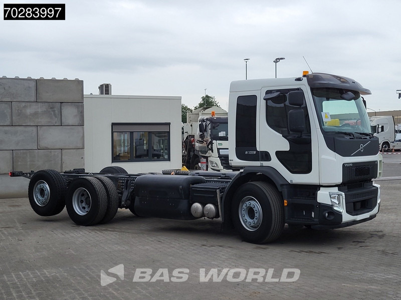 Volvo FE 320 FE 6X2 Retarder 2xTanks CNG Euro 6 - Camión chasis: foto 3 Volvo FE 320 FE 6X2 Retarder 2xTanks CNG Euro 6 - Camión chasis: foto 3