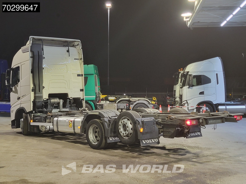 Volvo FH 460 6X2 BDF Low deck 2x Tanks Lift-Axle I-Park Cool Led Euro 6 - Camión portacontenedore/ Intercambiable: foto 2 Volvo FH 460 6X2 BDF Low deck 2x Tanks Lift-Axle I-Park Cool Led Euro 6 - Camión portacontenedore/ Intercambiable: foto 2