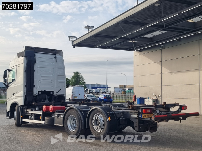 Volvo FH 460 6X2 NL-Truck BDF ACC Liftasche VEB+ Euro 6 - Camión portacontenedore/ Intercambiable: foto 2 Volvo FH 460 6X2 NL-Truck BDF ACC Liftasche VEB+ Euro 6 - Camión portacontenedore/ Intercambiable: foto 2