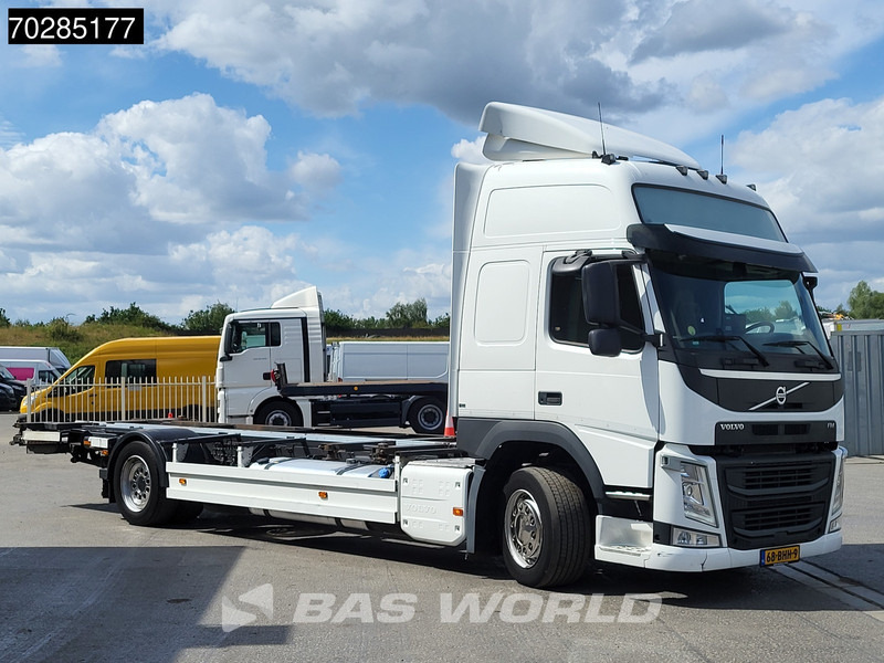 Volvo FM 370 4X2 19tons BDF NL-Truck Ladebordwand VEB Xenon ACC Euro 6 - Camión portacontenedore/ Intercambiable: foto 3 Volvo FM 370 4X2 19tons BDF NL-Truck Ladebordwand VEB Xenon ACC Euro 6 - Camión portacontenedore/ Intercambiable: foto 3