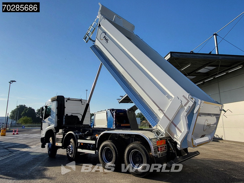 Volvo FMX 500 8X6 NEW! 18m3 KH-Kipper Steelsuspension Big-Axle Automatic Euro 6 - Camión volquete: foto 2 Volvo FMX 500 8X6 NEW! 18m3 KH-Kipper Steelsuspension Big-Axle Automatic Euro 6 - Camión volquete: foto 2