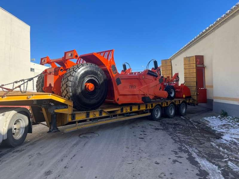 Agrotécnica TH51 - Mototraílla: foto 2 Agrotécnica TH51 - Mototraílla: foto 2